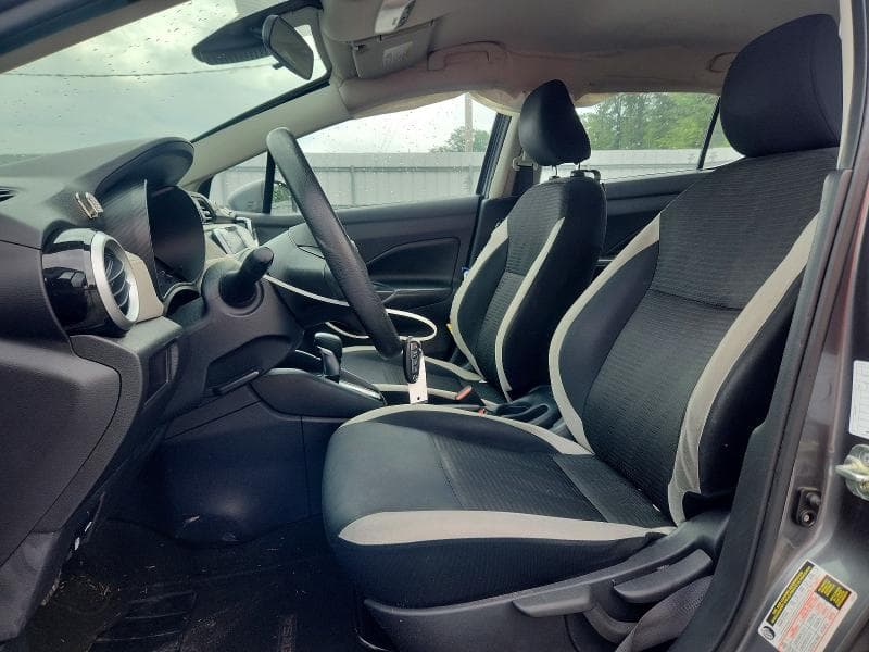 2020 NISSAN VERSA SV 7