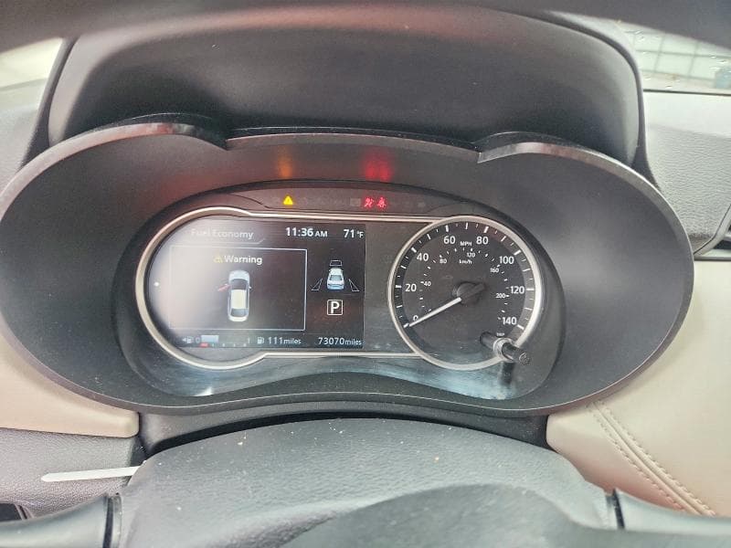 2020 NISSAN VERSA SV 9