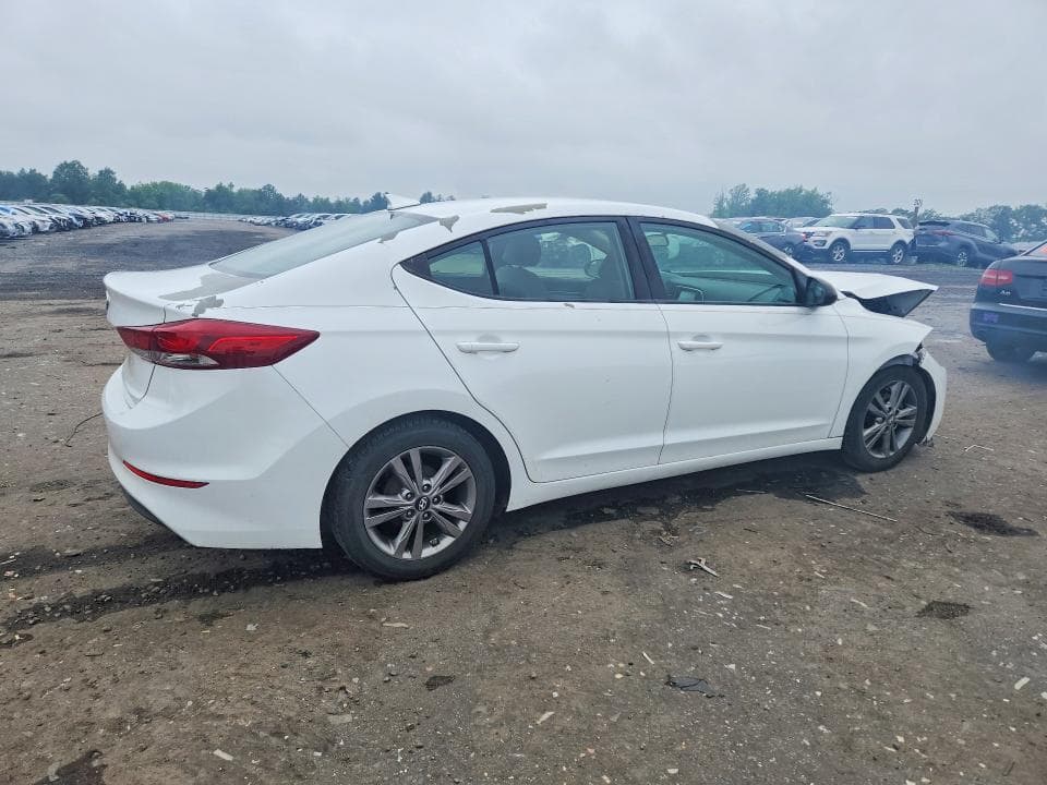 2017 HYUNDAI ELANTRA SE SE 3