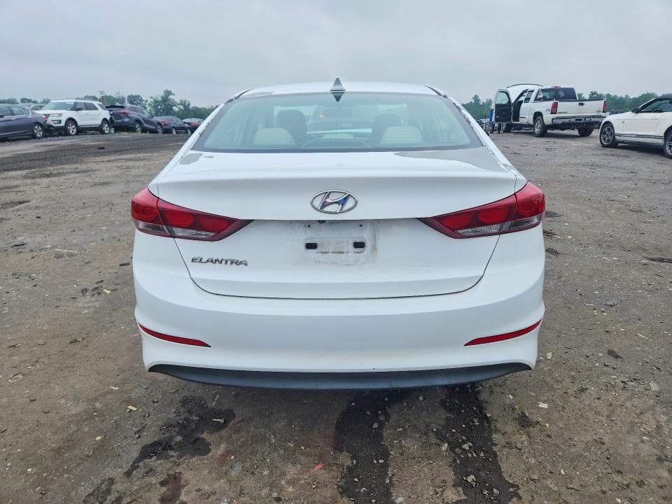 2017 HYUNDAI ELANTRA SE SE 6