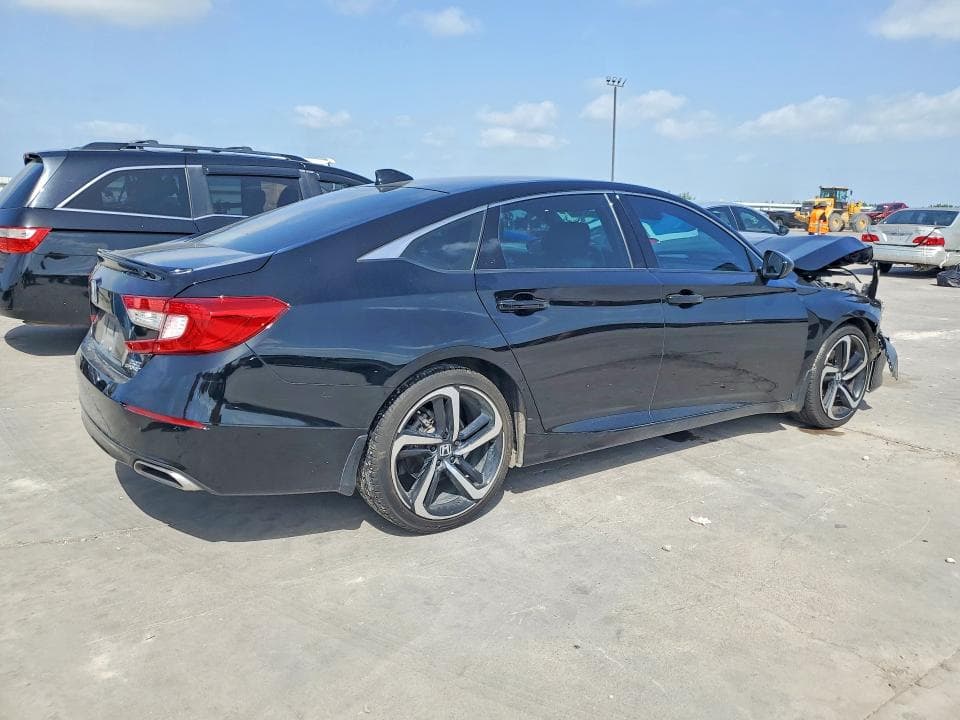 2022 HONDA ACCORD SPORT 3