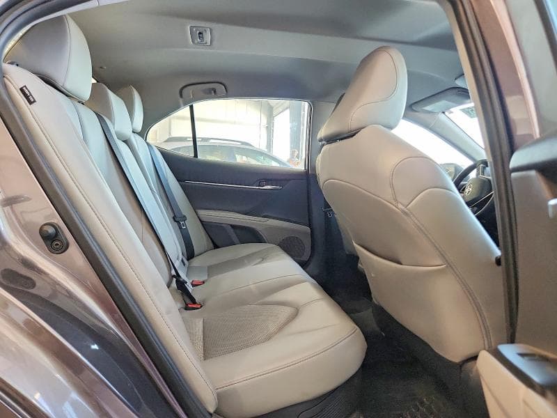 2022 TOYOTA CAMRY XLE XLE 10