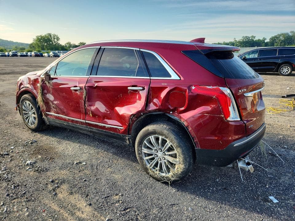 2018 CADILLAC XT5 LUXURY 2
