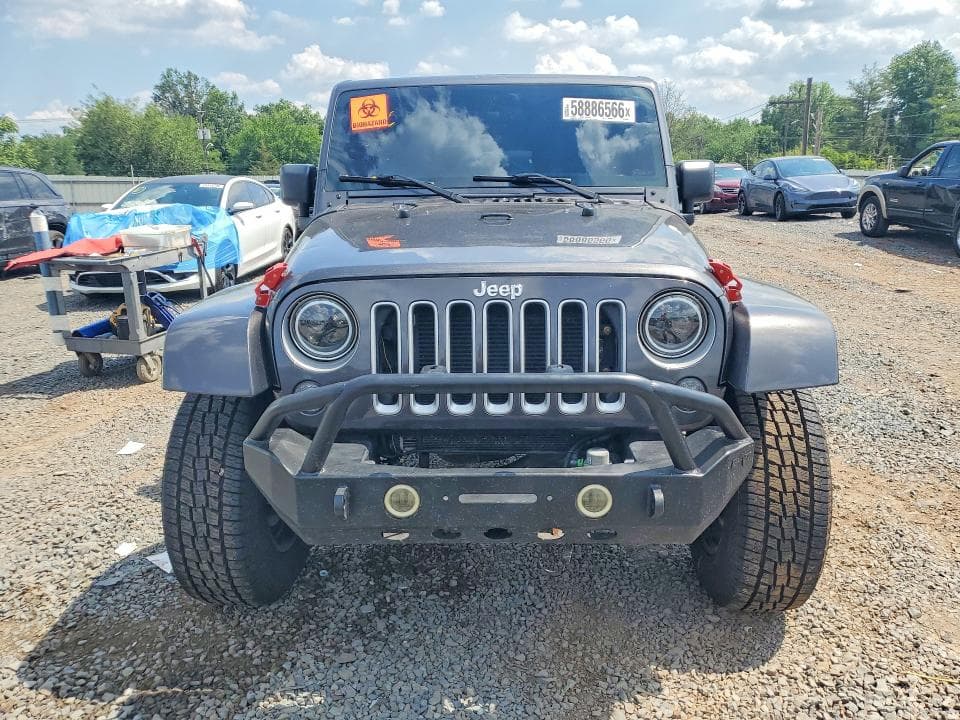 2018 JEEP WRANGLER UNLIMITED SAHARA 5