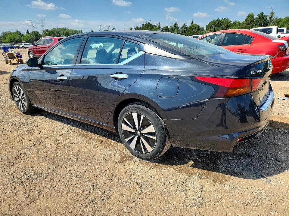 2022 NISSAN ALTIMA SV SV 2