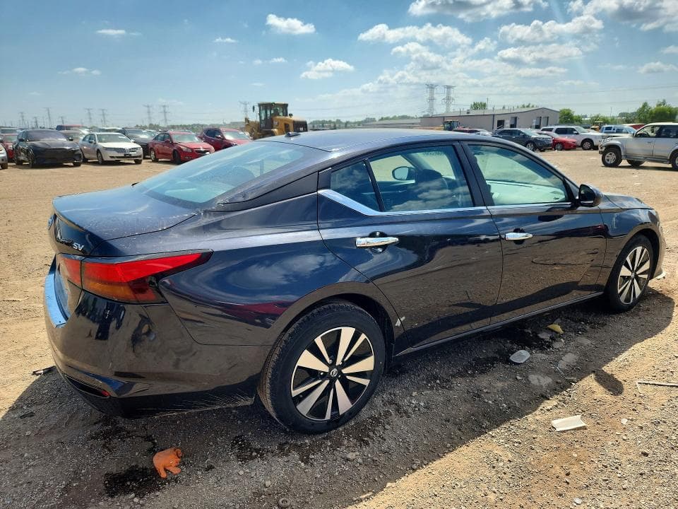 2022 NISSAN ALTIMA SV SV 3