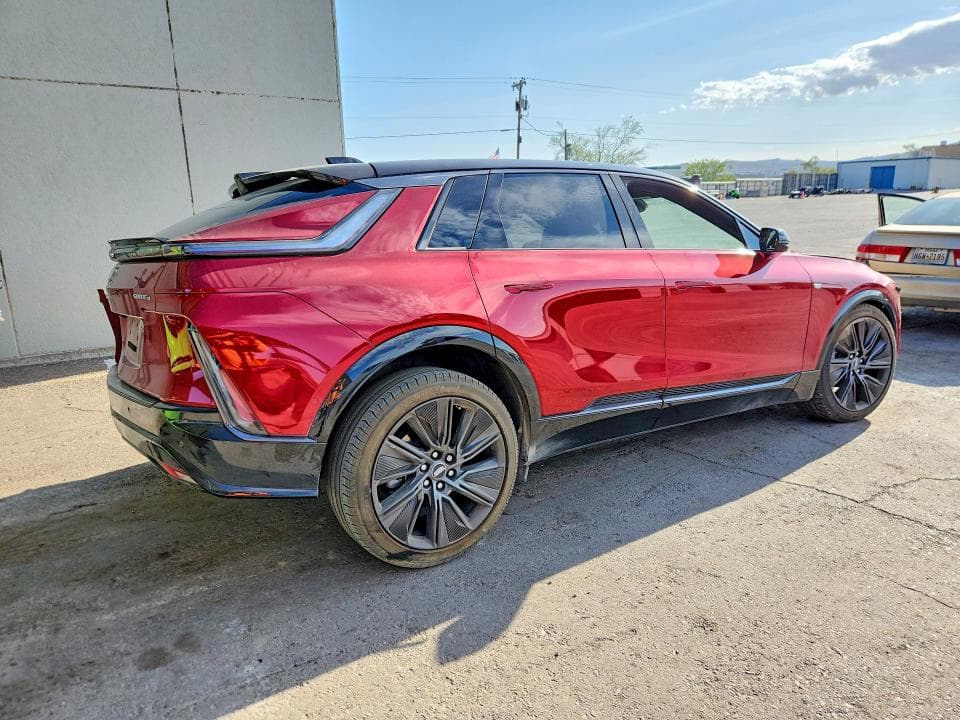 2024 CADILLAC LYRIQ SPORT 3