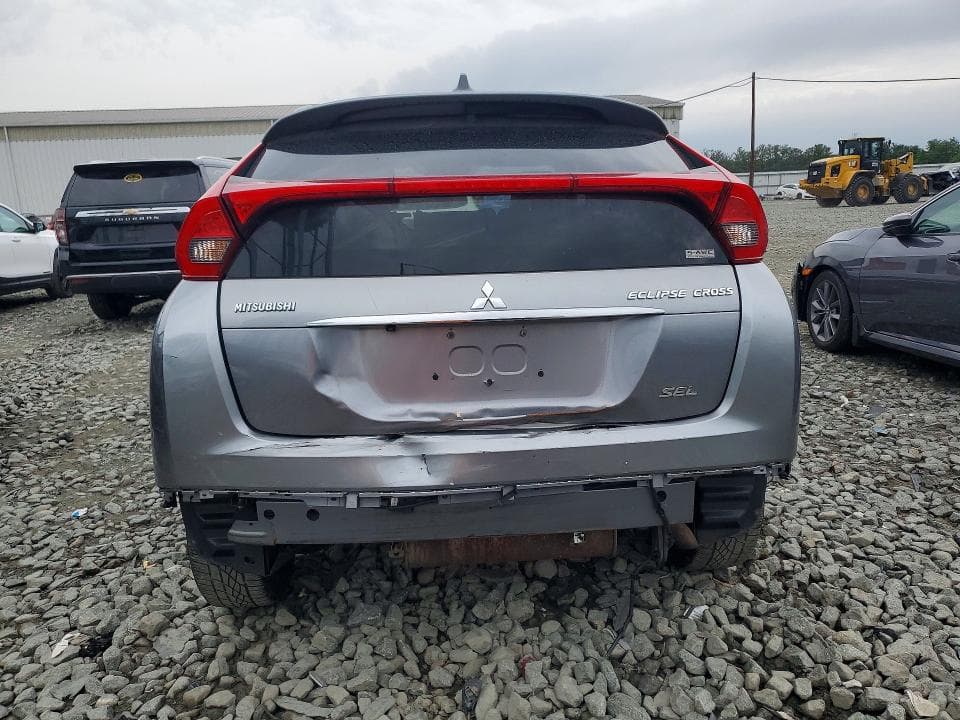 2018 MITSUBISHI ECLIPSE CROSS SE 6