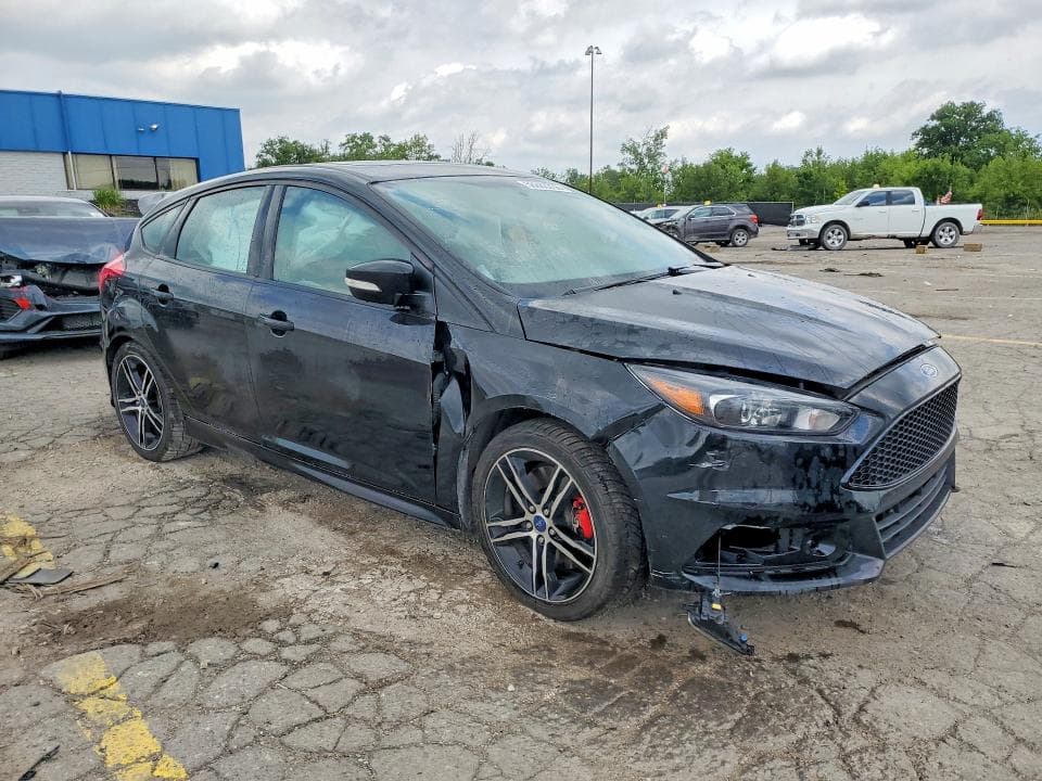 2018 FORD FOCUS ST 4