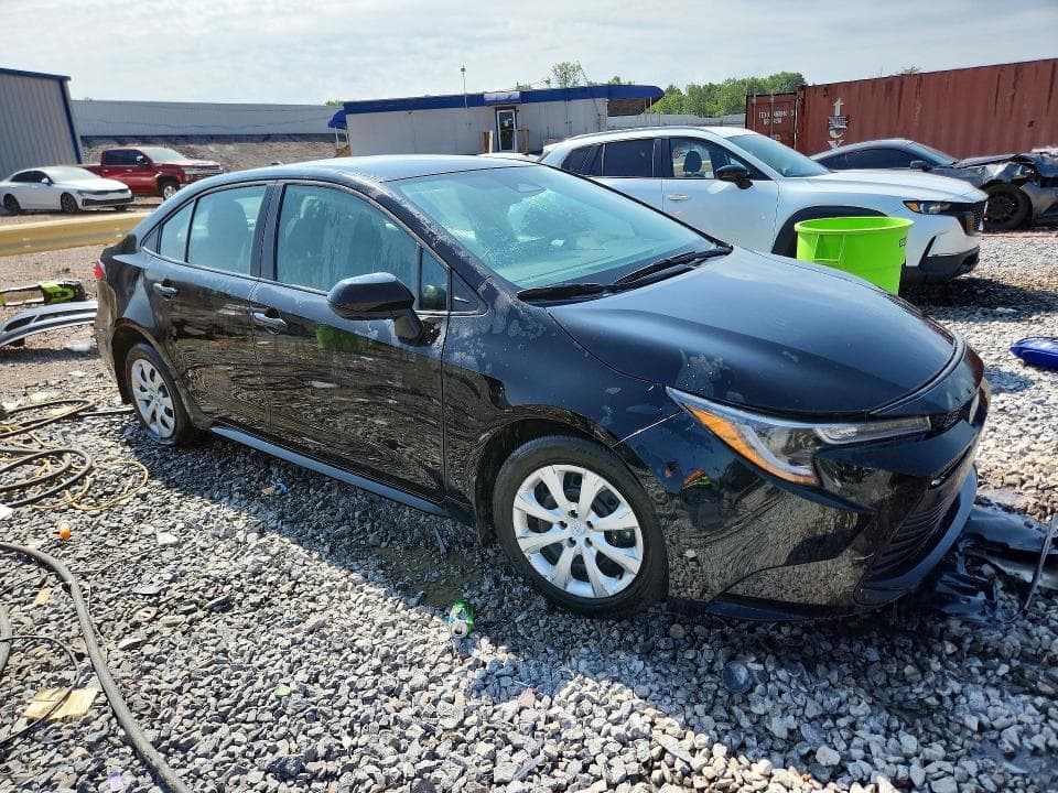 2025 TOYOTA COROLLA LE 4