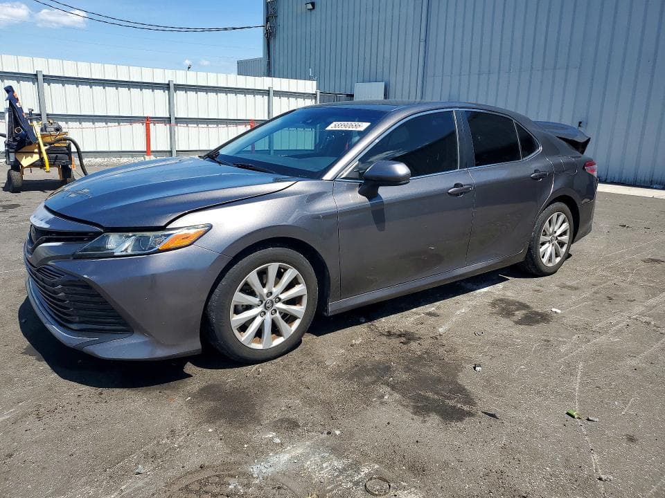 2019 TOYOTA CAMRY LE - 1