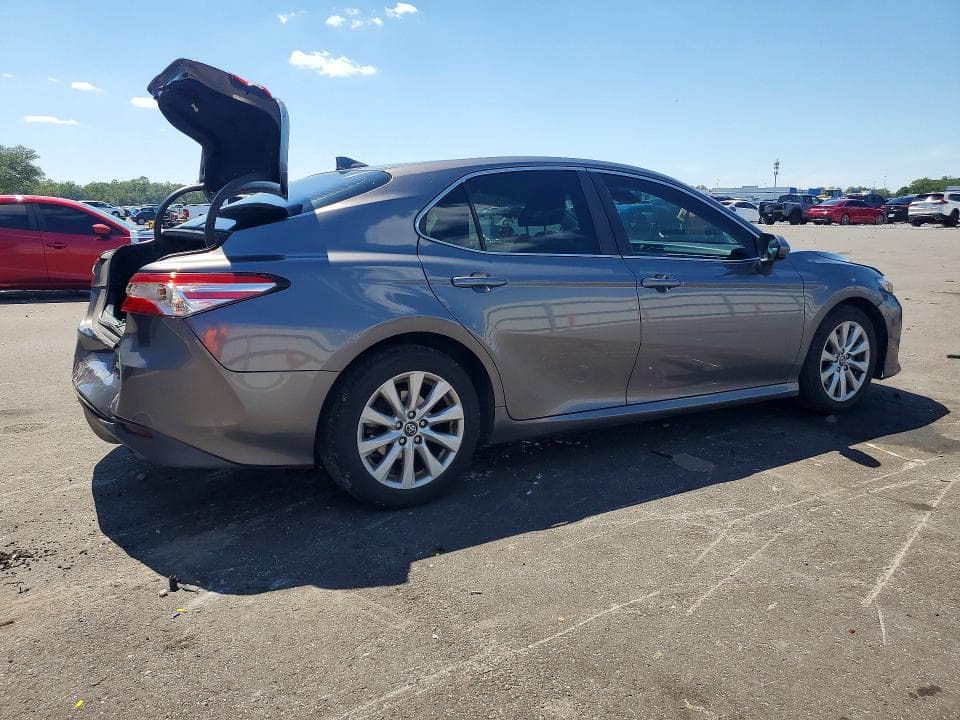2019 TOYOTA CAMRY LE 3