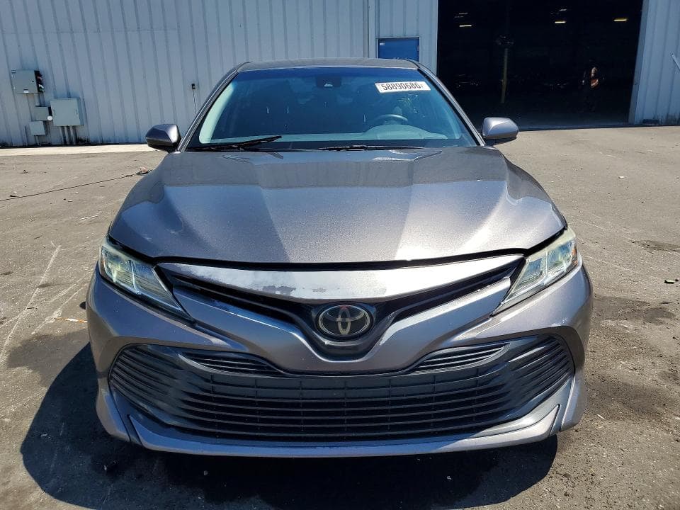 2019 TOYOTA CAMRY LE 5