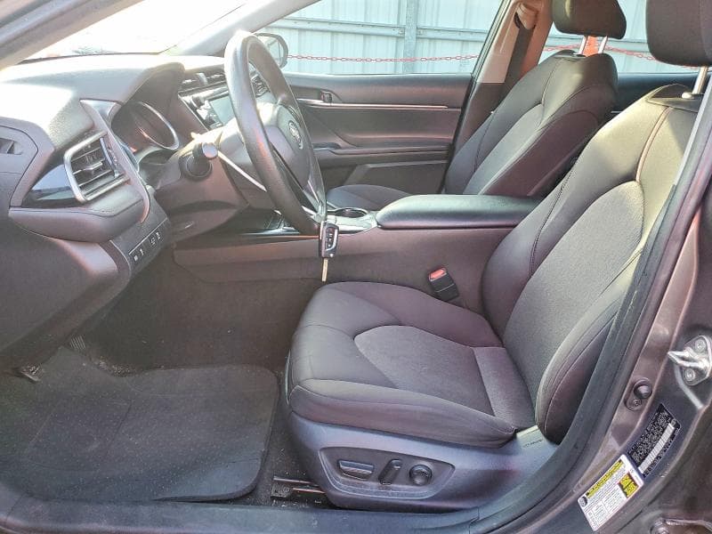 2019 TOYOTA CAMRY LE 7