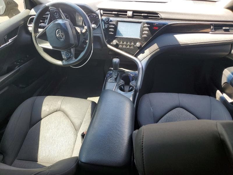2019 TOYOTA CAMRY LE 8