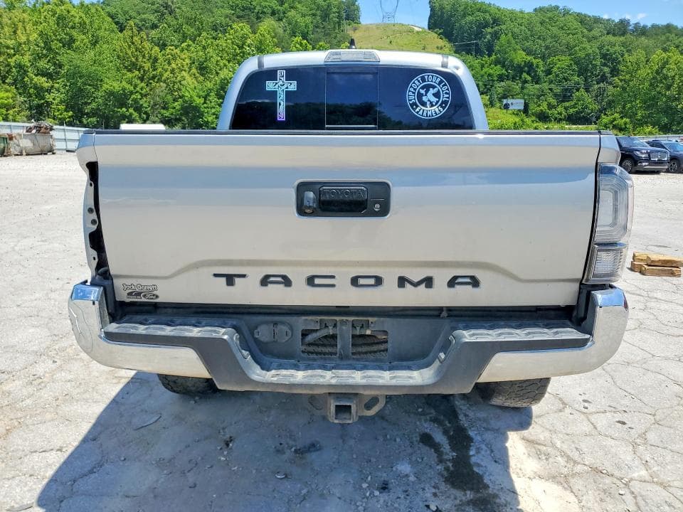 2022 TOYOTA TACOMA SR5 V6 6
