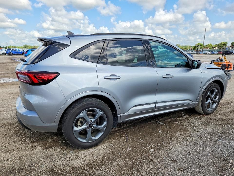 2024 FORD ESCAPE ST LINE 3