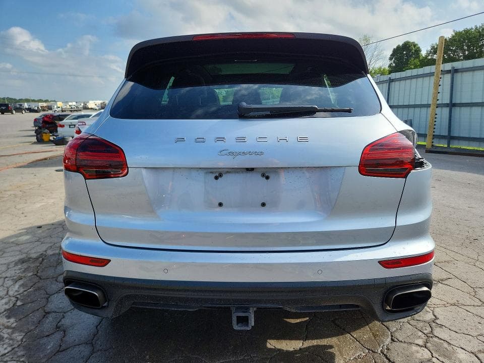 2017 PORSCHE CAYENNE 6