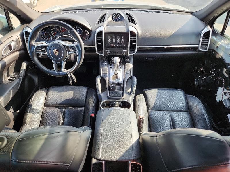 2017 PORSCHE CAYENNE 8