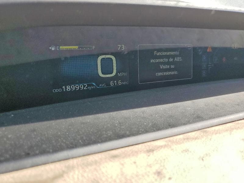 2017 TOYOTA PRIUS THREE 9