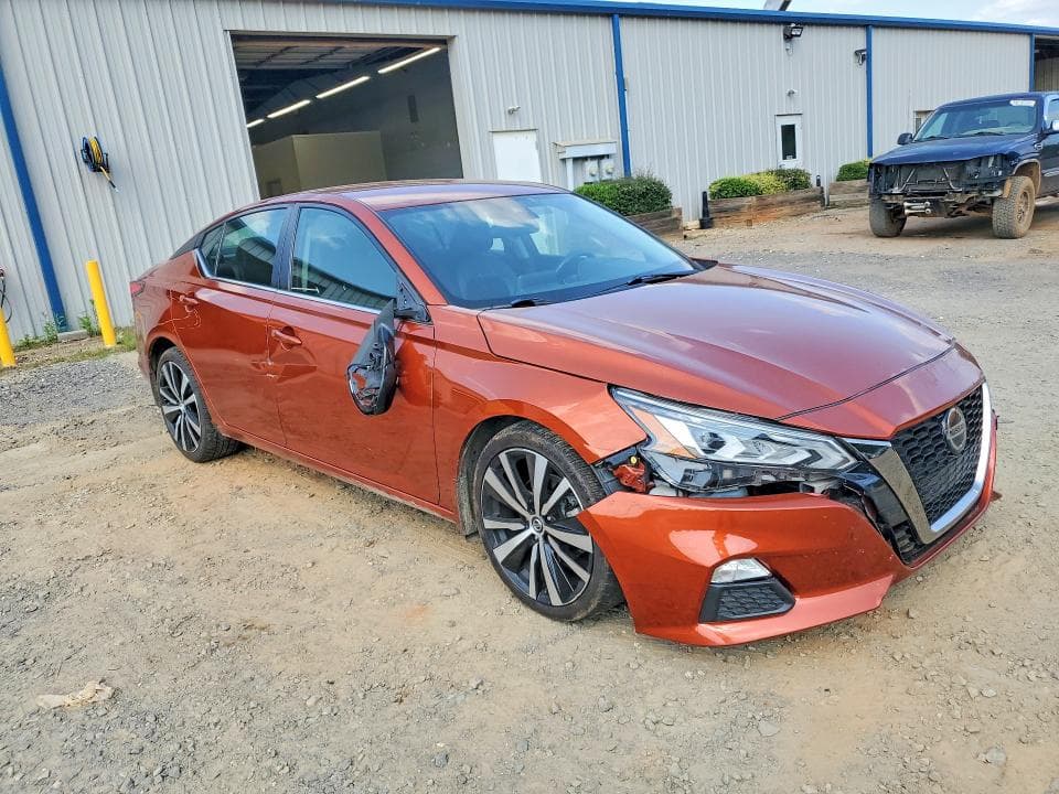 2022 NISSAN ALTIMA SR SR 4
