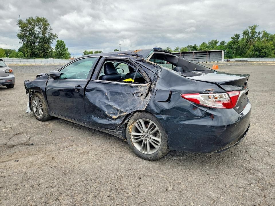 2017 TOYOTA CAMRY SE SE 2