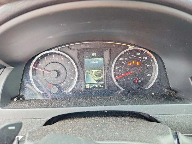 2017 TOYOTA CAMRY SE SE 9