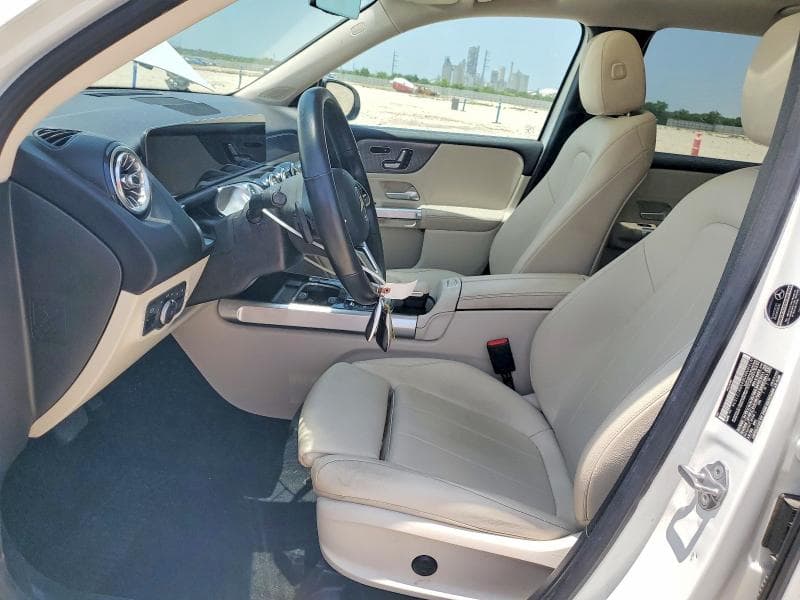 2021 MERCEDES-BENZ GLB 250 250 7