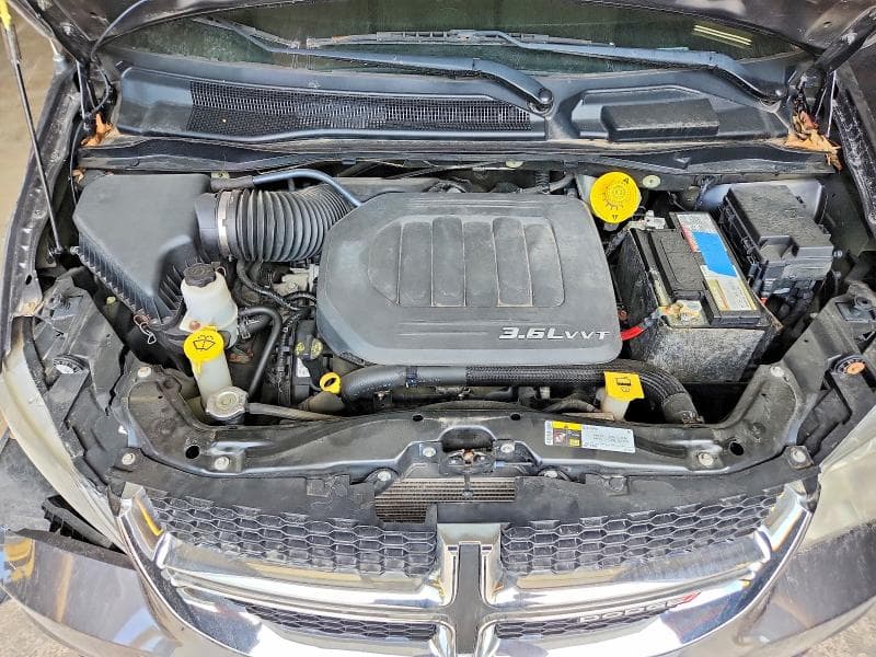 2016 DODGE GRAND CARAVAN SE 12