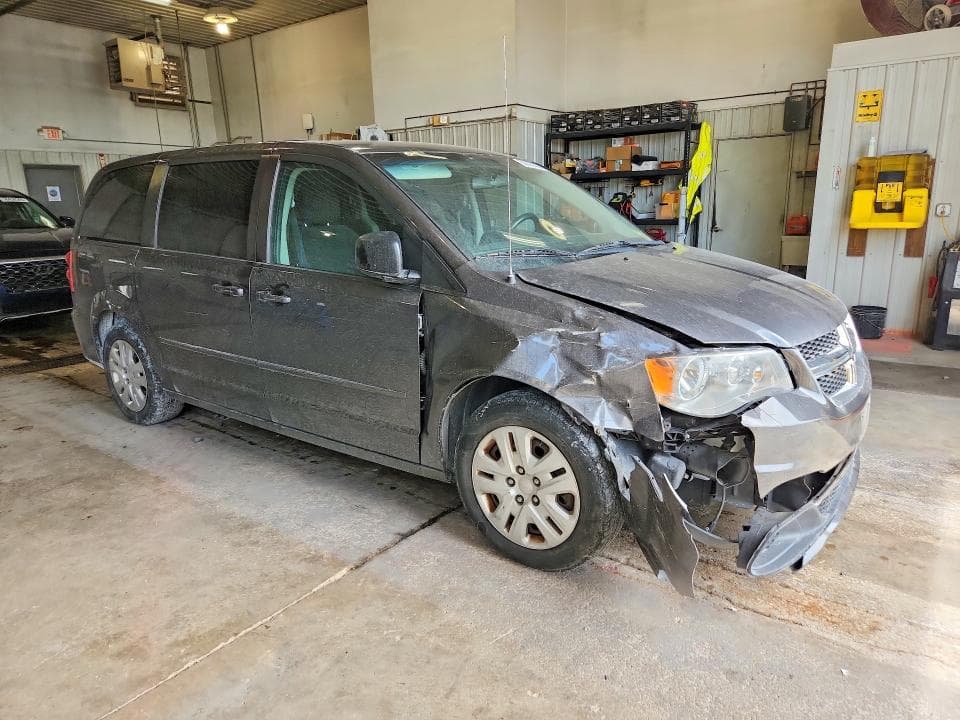 2016 DODGE GRAND CARAVAN SE 4