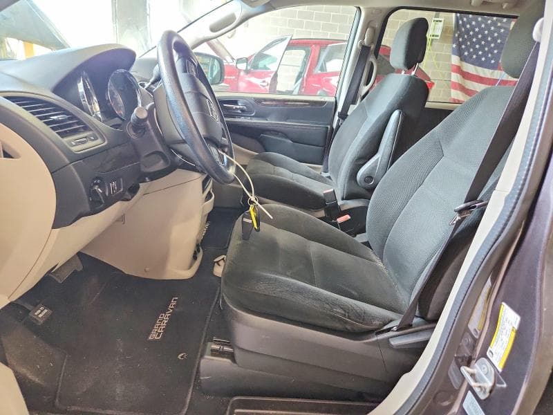 2016 DODGE GRAND CARAVAN SE 7