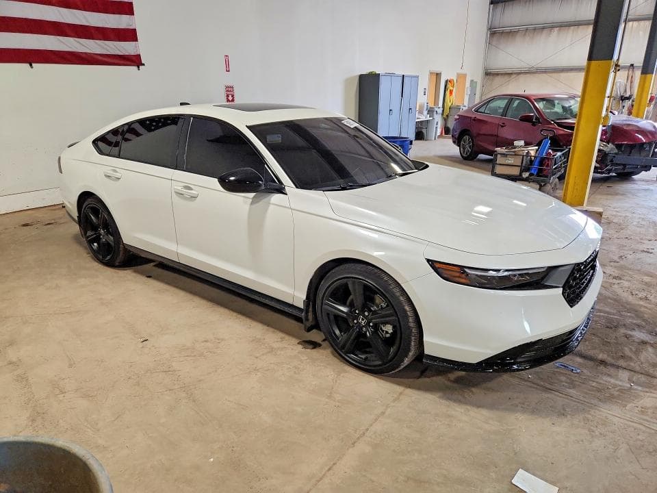 2025 HONDA ACCORD HYBRID SPORT-L 4