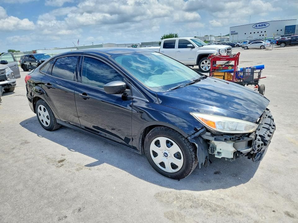 2018 FORD FOCUS S 4