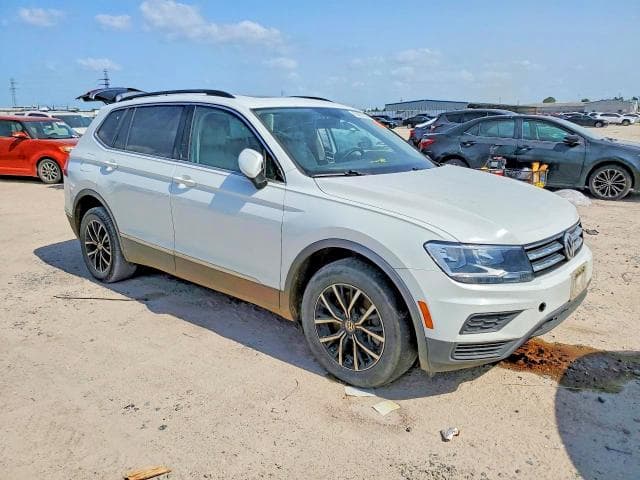 2021 VOLKSWAGEN TIGUAN SE SE 4