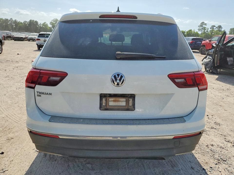 2021 VOLKSWAGEN TIGUAN SE SE 6