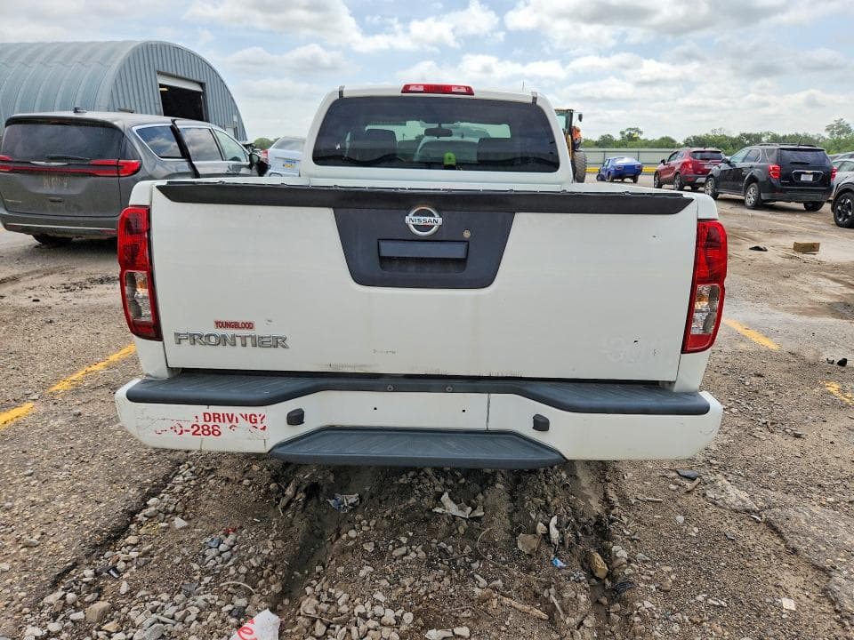 2019 NISSAN FRONTIER S 6