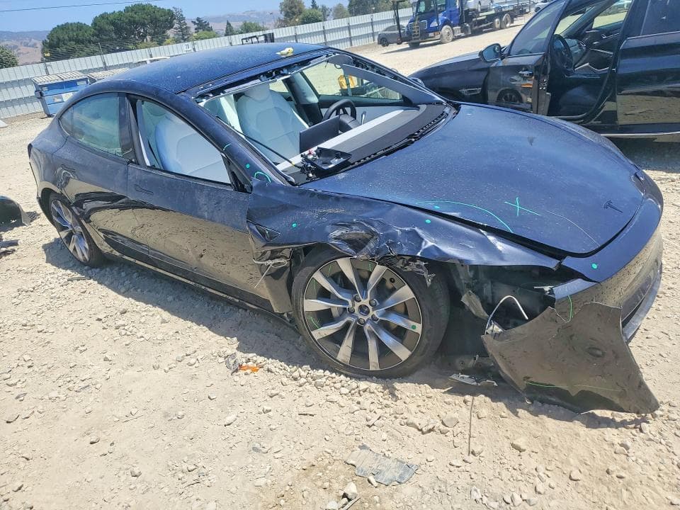 2026 TESLA MODEL 3 4