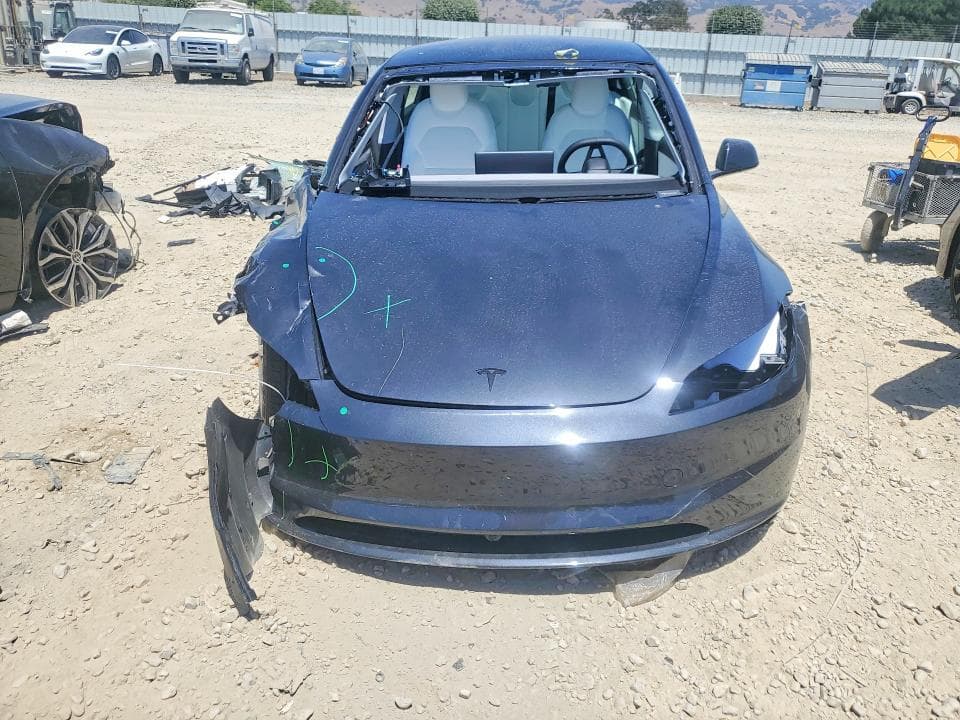 2026 TESLA MODEL 3 5