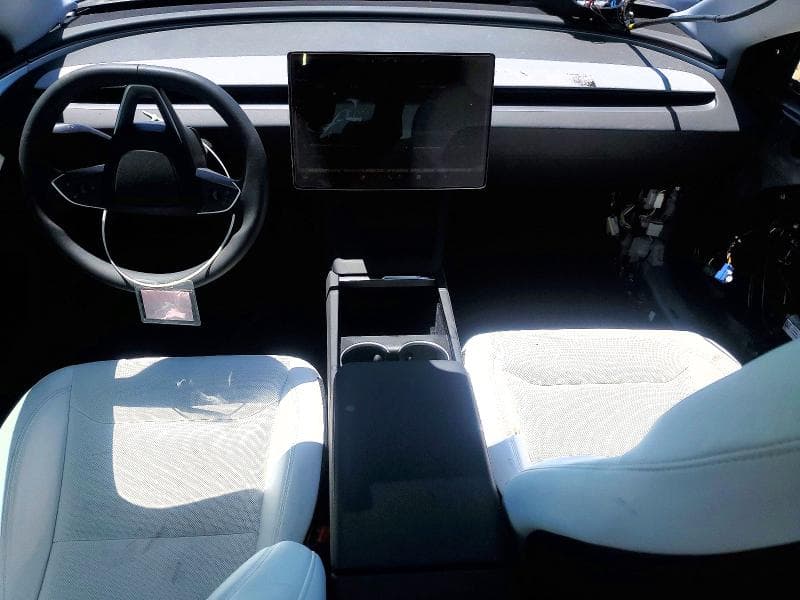 2026 TESLA MODEL 3 8