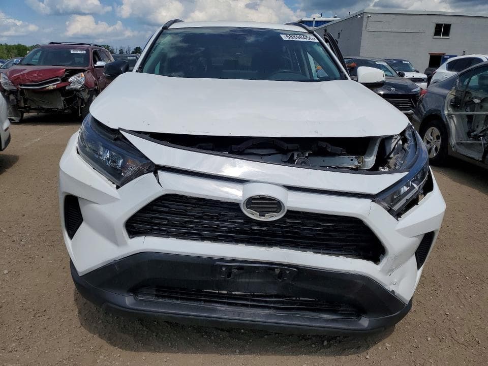 2019 TOYOTA RAV4 LE LE 5