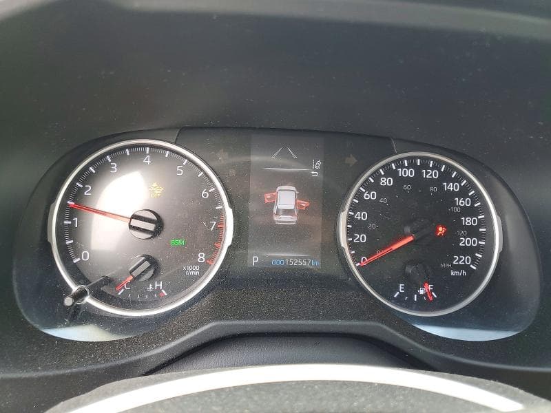 2019 TOYOTA RAV4 LE LE 9