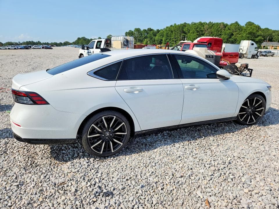 2025 HONDA ACCORD TOURING HYBRID 3
