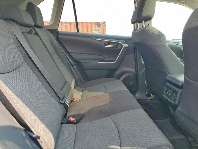 2024 TOYOTA RAV4 XLE XLE 11