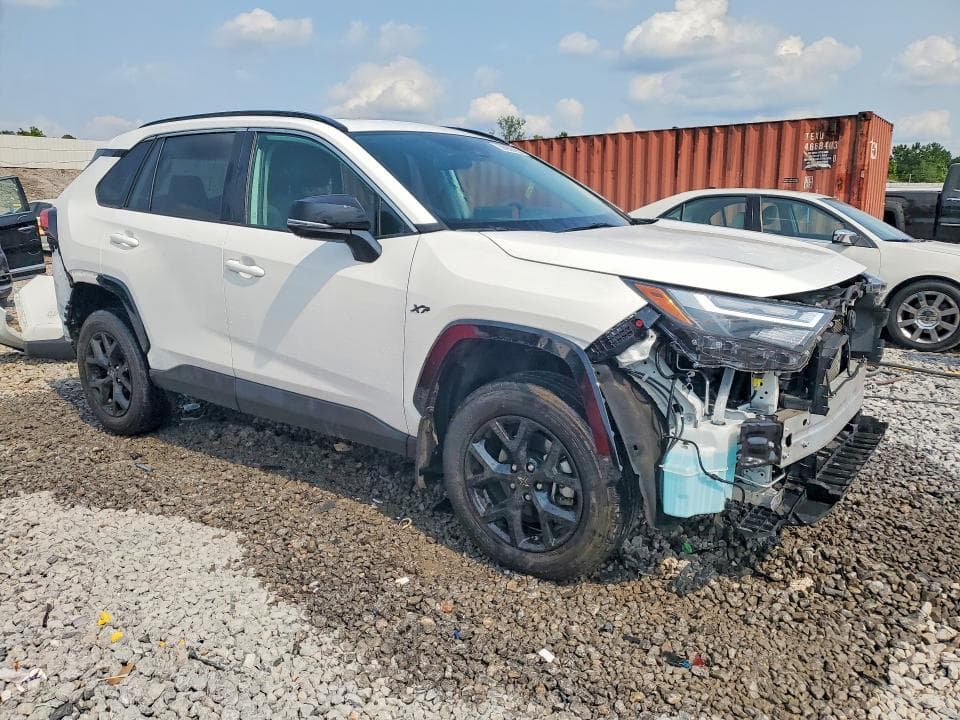 2024 TOYOTA RAV4 XLE XLE 4