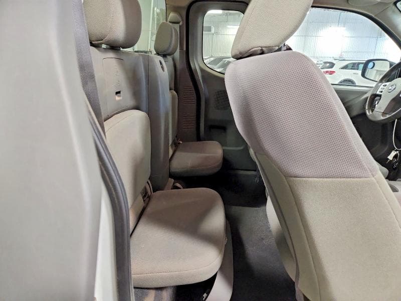 2019 NISSAN FRONTIER S 10