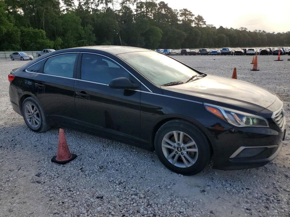 2017 HYUNDAI SONATA SE SE 4