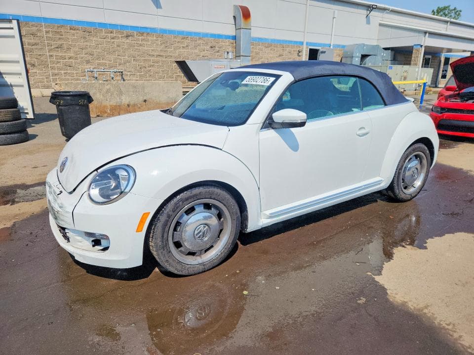 2016 VOLKSWAGEN BEETLE S/SE