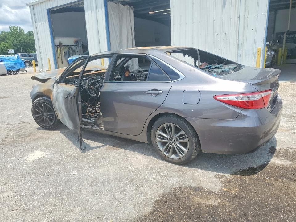 2017 TOYOTA CAMRY SE SE 2