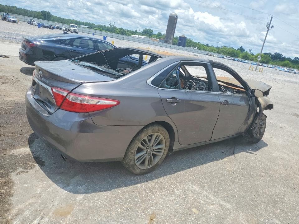2017 TOYOTA CAMRY SE SE 3