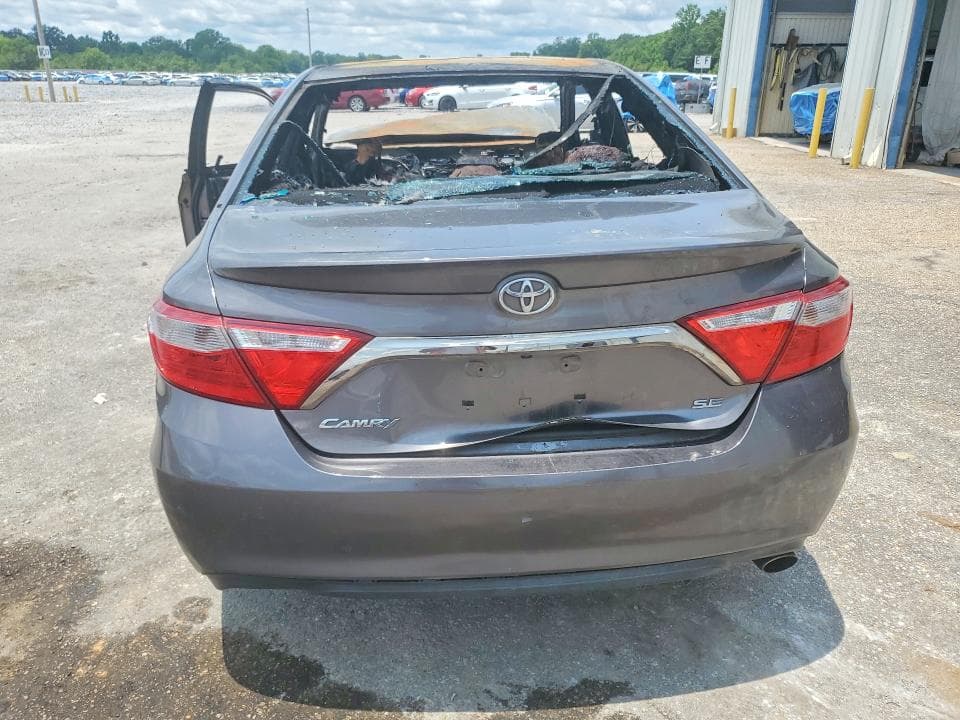 2017 TOYOTA CAMRY SE SE 6